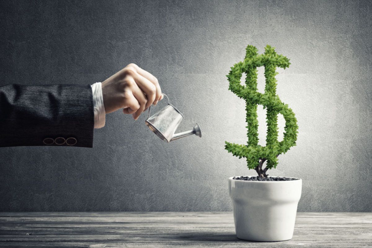 If you are still young, choose to invest early