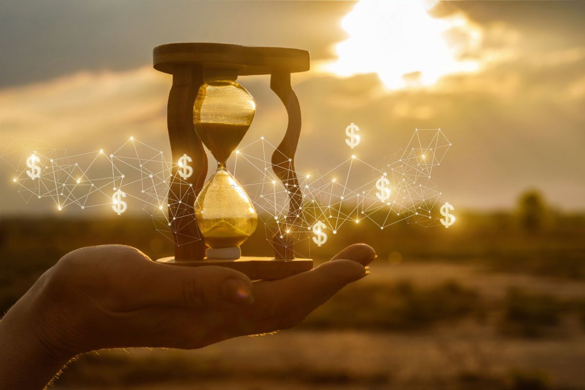 Time is always the strongest weapon of long-term investors