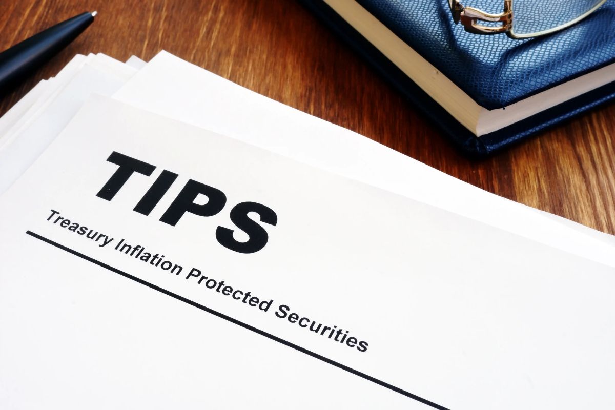 Choose a few low-volatility assets to avoid risks during periods of inflation